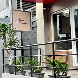 De Avenida, Makati ** Makati City